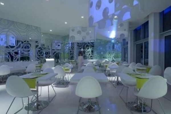 i-Suite Hotel